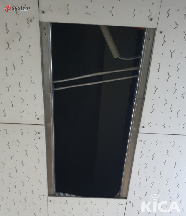 신규 CAT6 케이블 + RJ45 커넥터 — 학원 강의실 사전 자재 배치